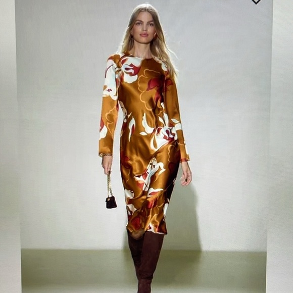 Reformation Davina 100% Silk Dress in Sepia size M - Picture 2 of 9